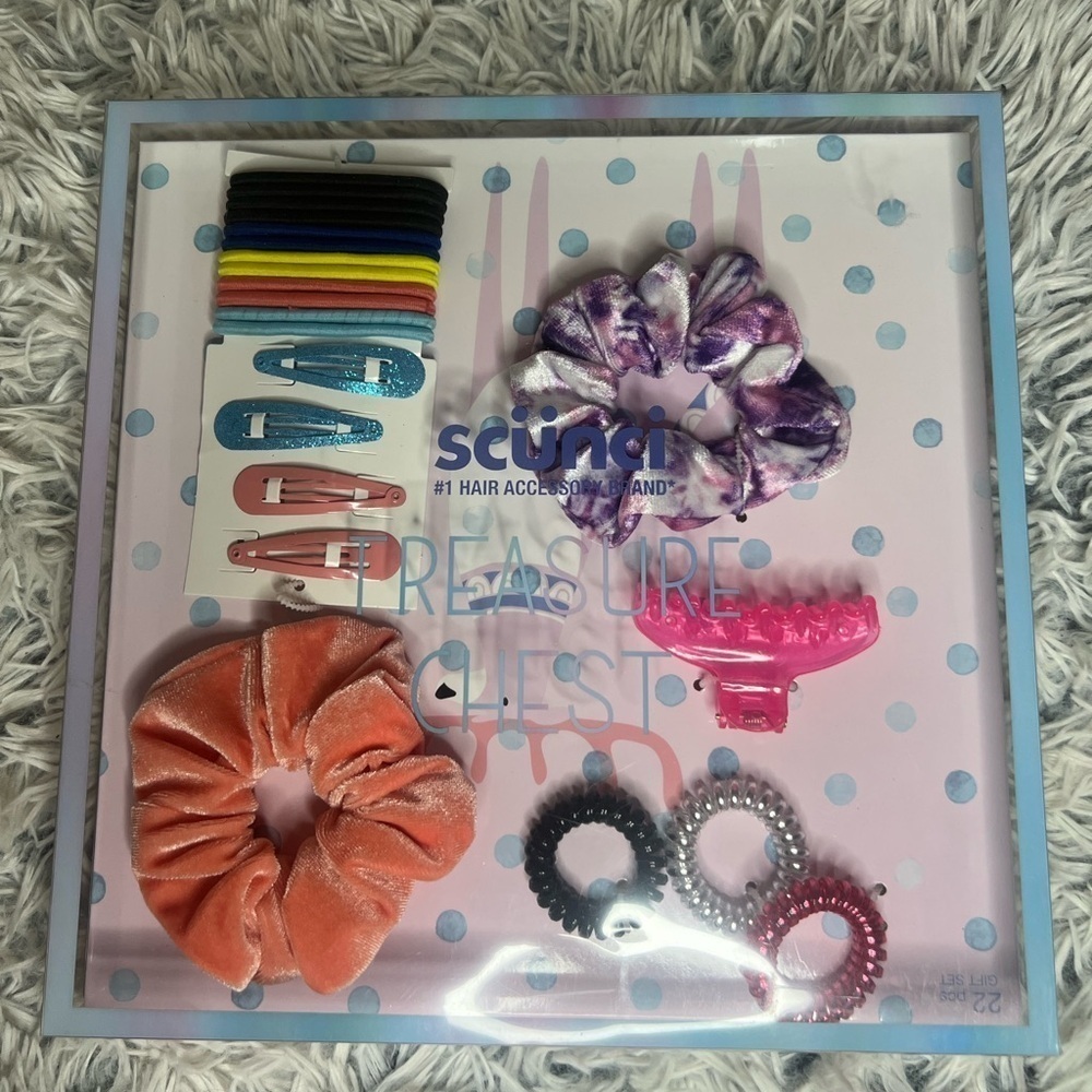 Scuni treasure chest